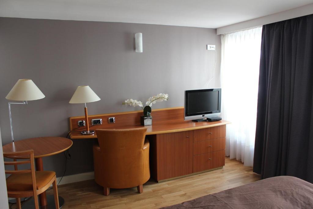 Hotel Metropolitain Paris Oda fotoğraf