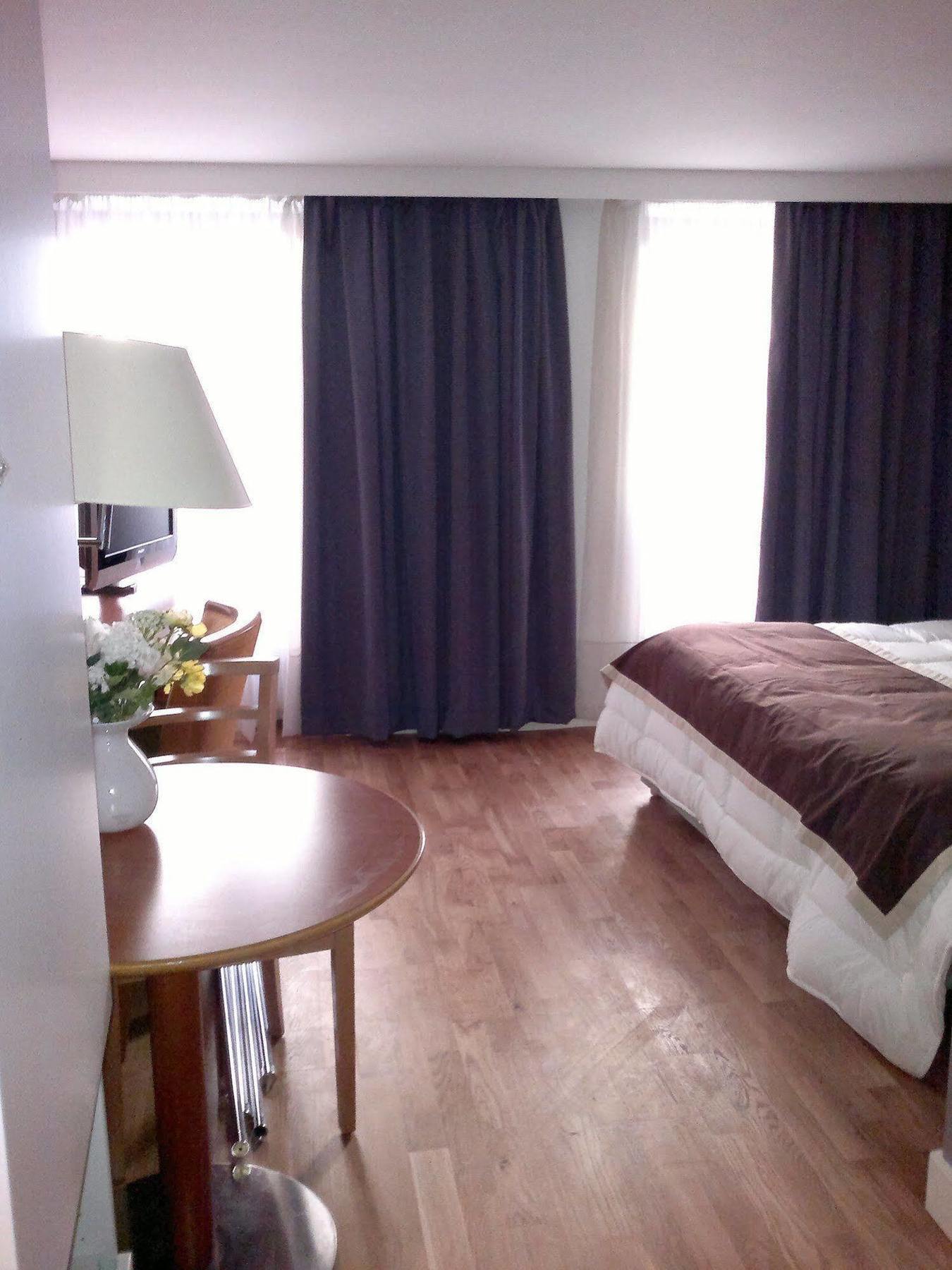 Hotel Metropolitain Paris Dış mekan fotoğraf